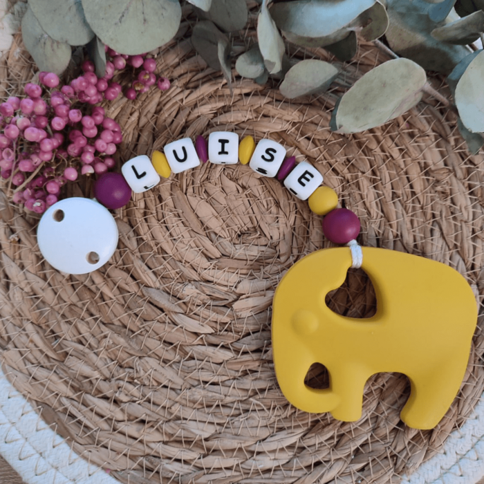 Beißkette Elefant weinrot, senfgelb, weiß 3-min Beißkette Elefant weinrot, senfgelb, weiß